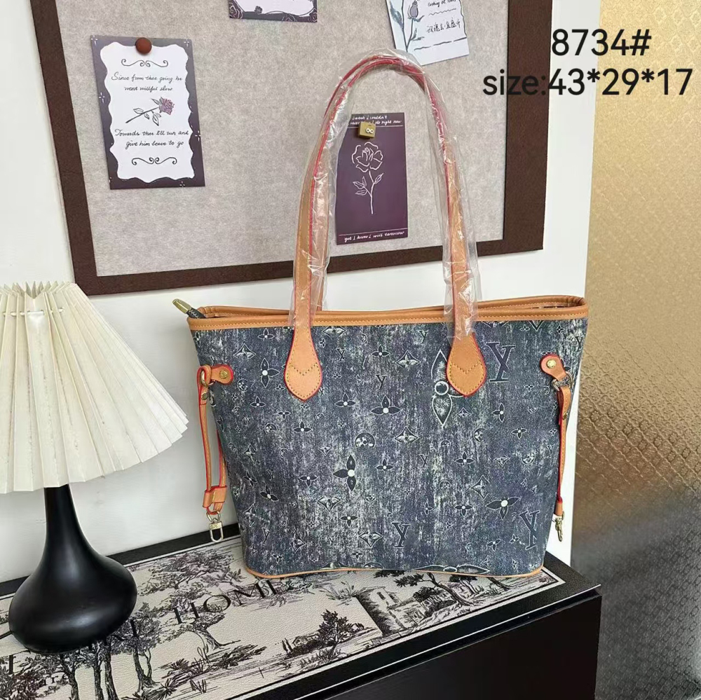 bag L  Partial with box