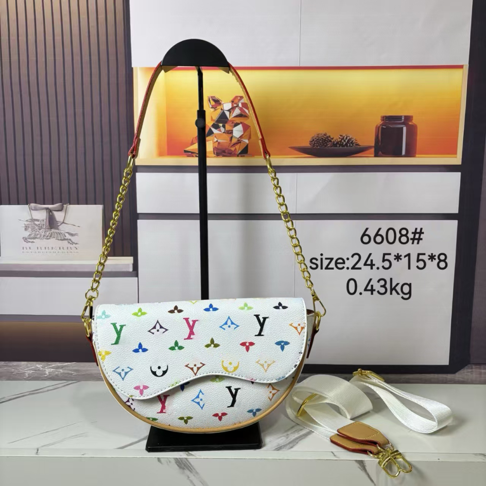 bag L04  Partial with box