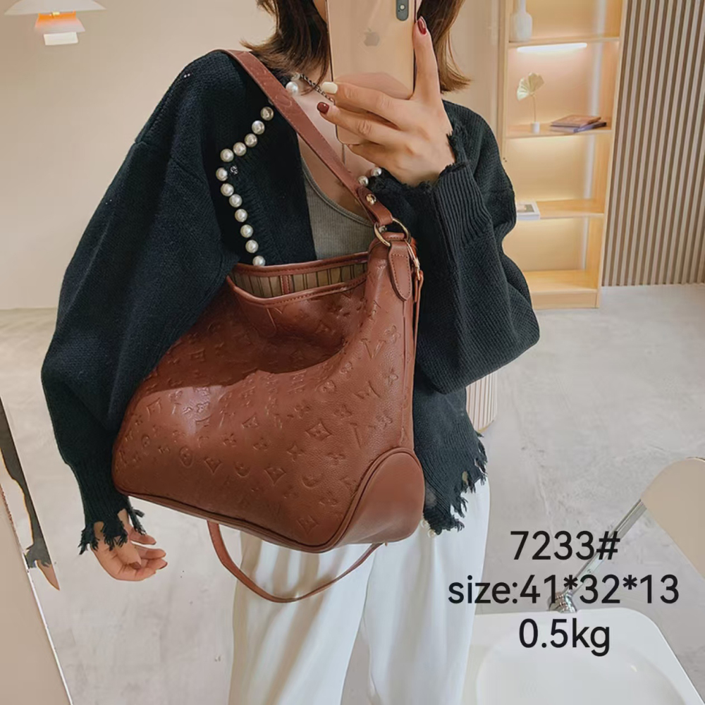 bag L05  Partial with box