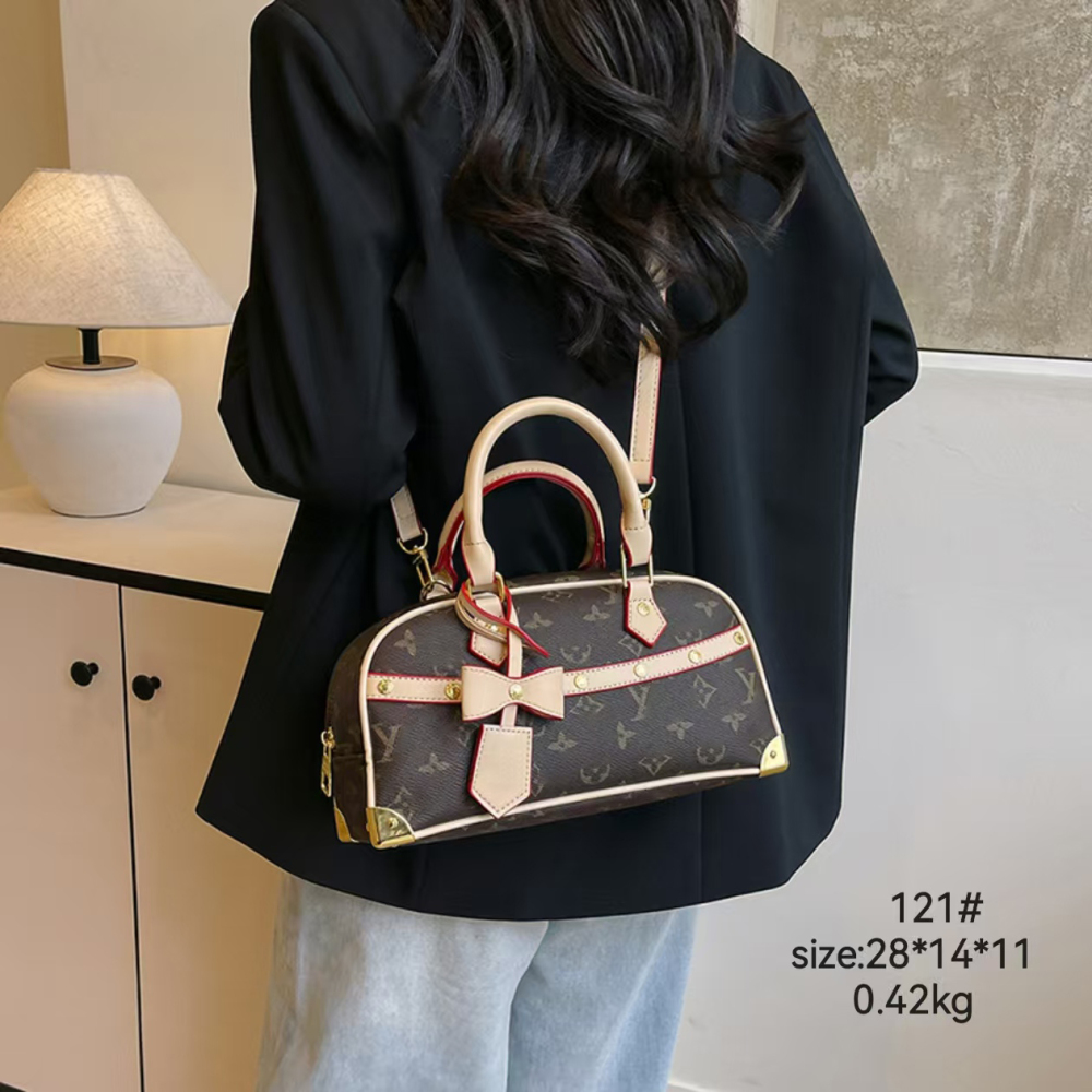 bag L05  Partial with box