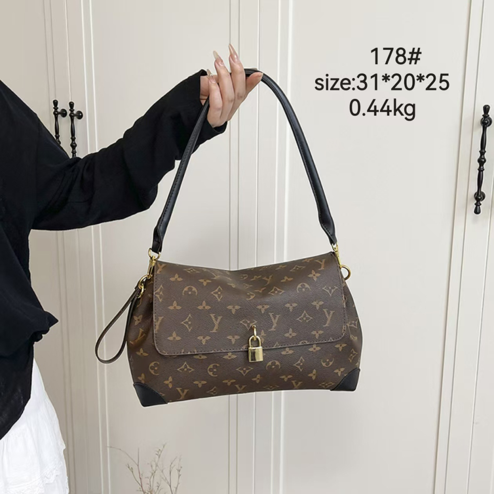 bag L05  Partial with box