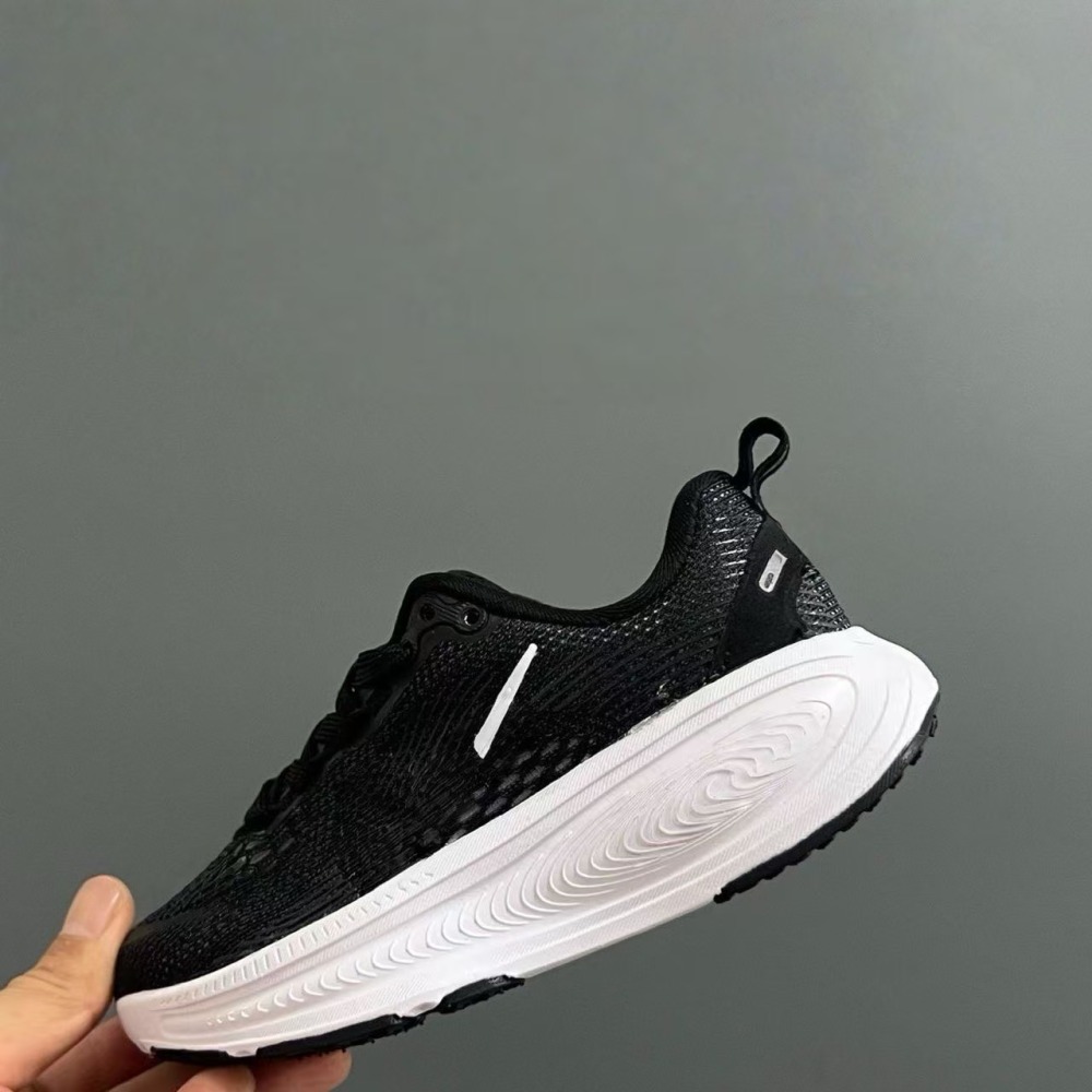 kids V18 With shoe box