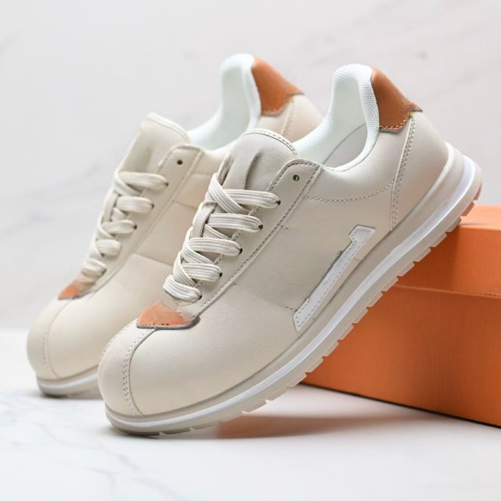 butt fw25 With shoe box