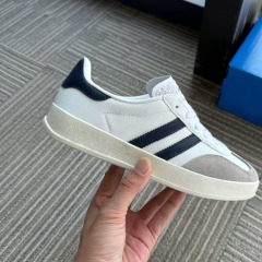 Gaz-bone white blue
