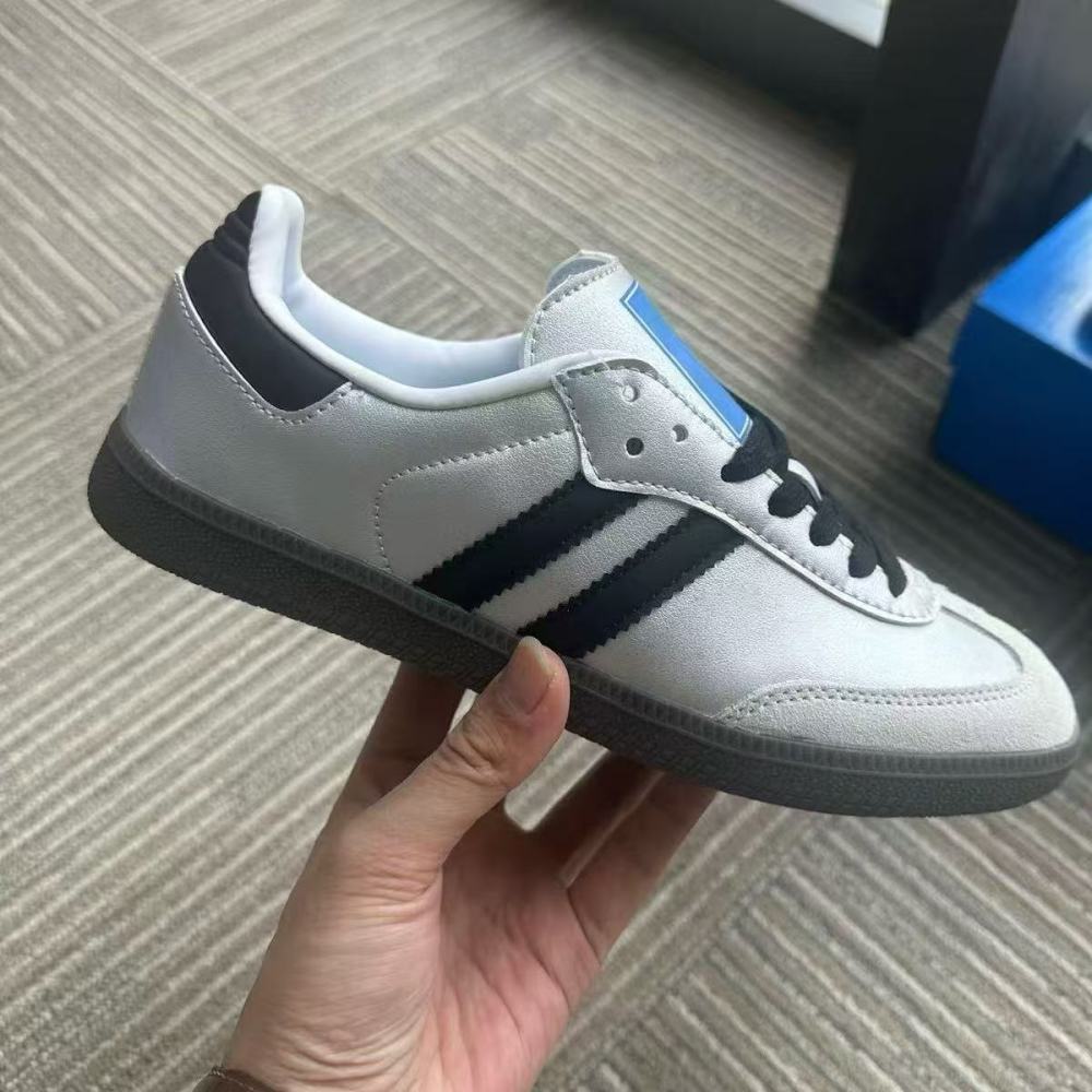 Sam1 With shoe box