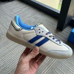 Sam1- White Milan
