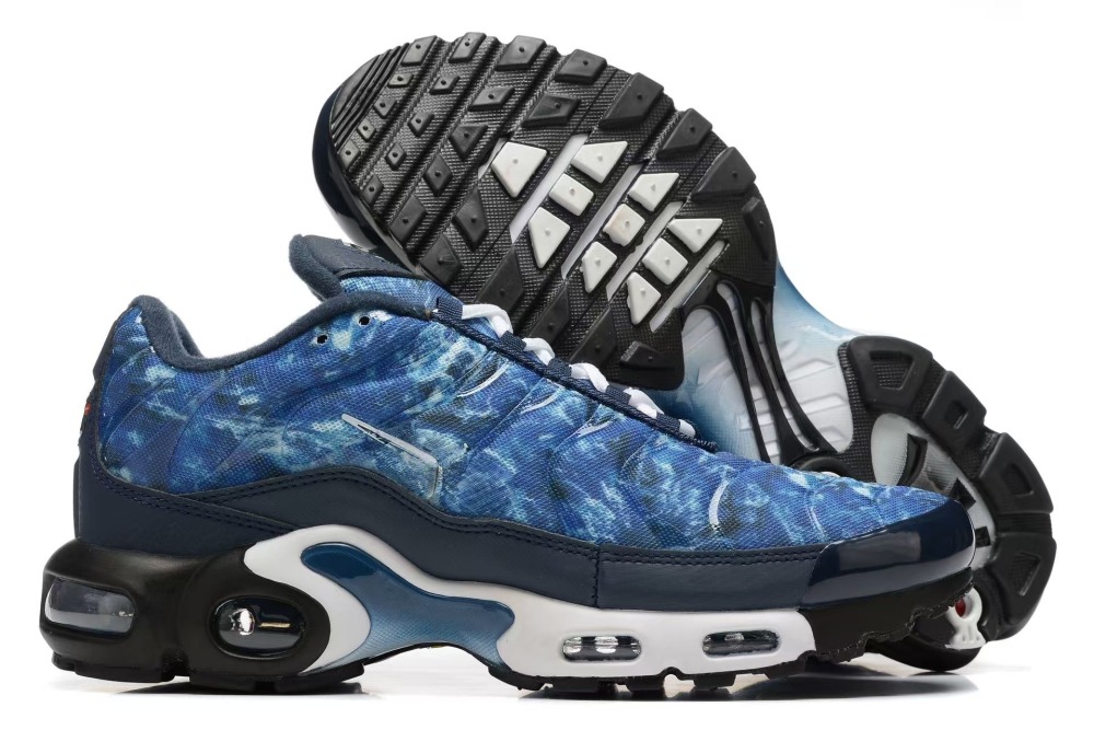 Air T With shoe box