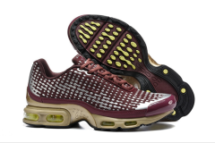 TN7- Wine Red