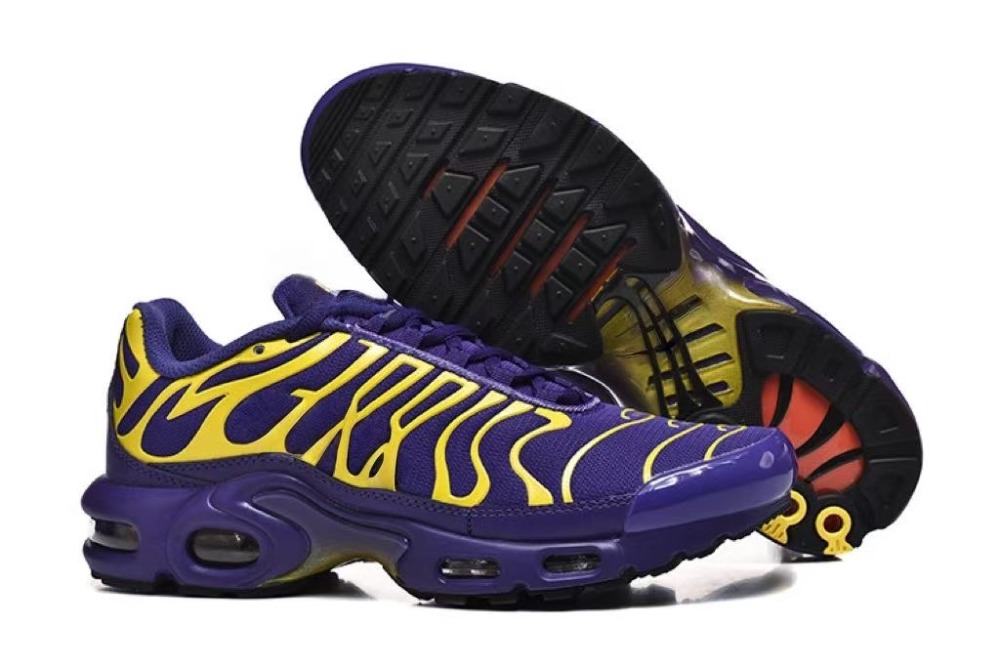 Air T With shoe box