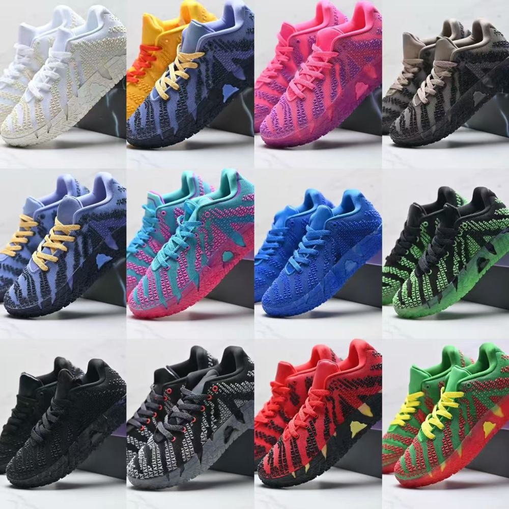 Ja 3 With shoe box