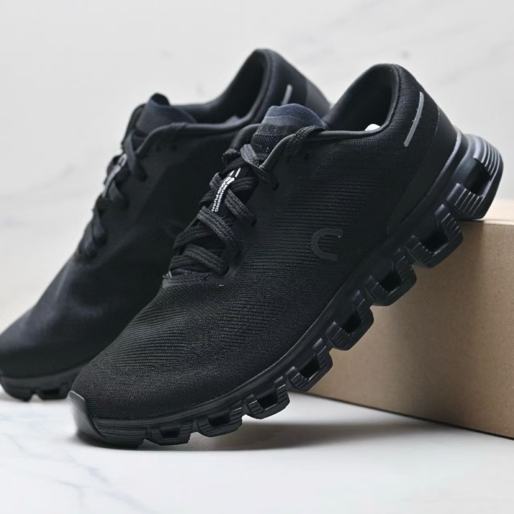 cloud 6 With shoe box