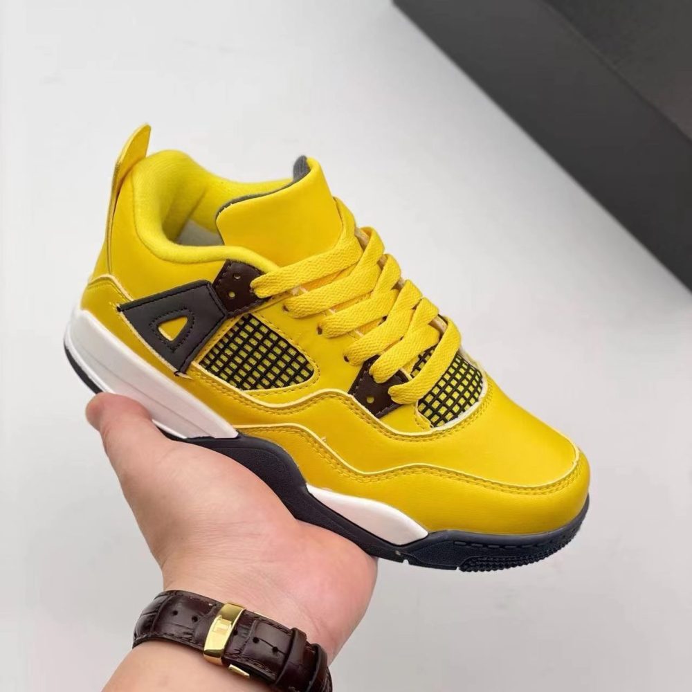 kids a4 With shoe box