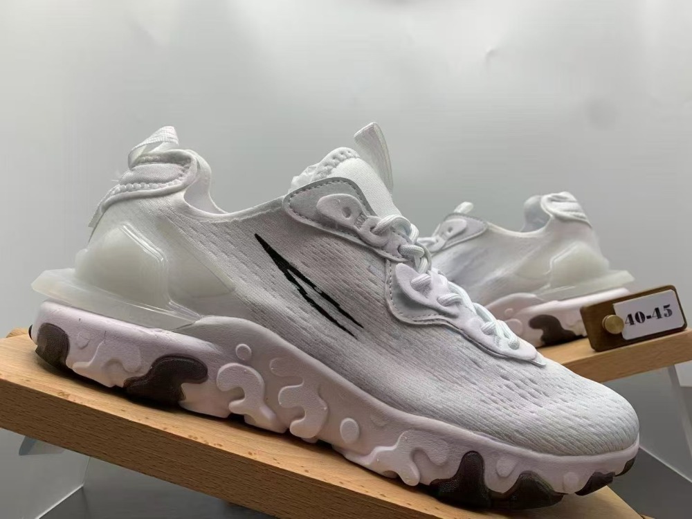 react With shoe box