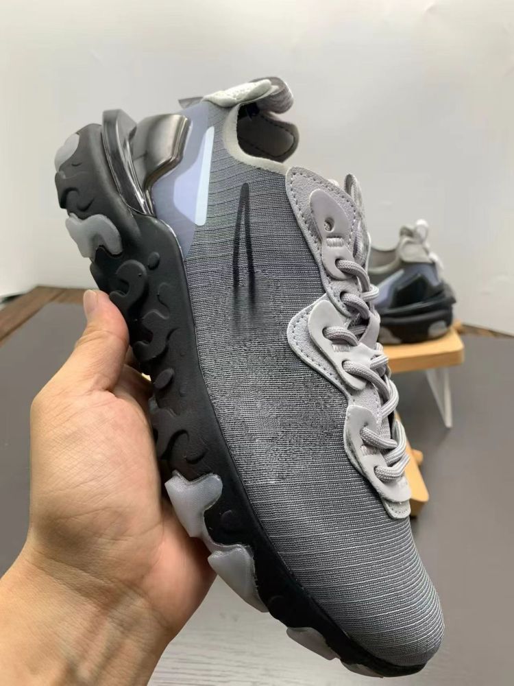 react With shoe box