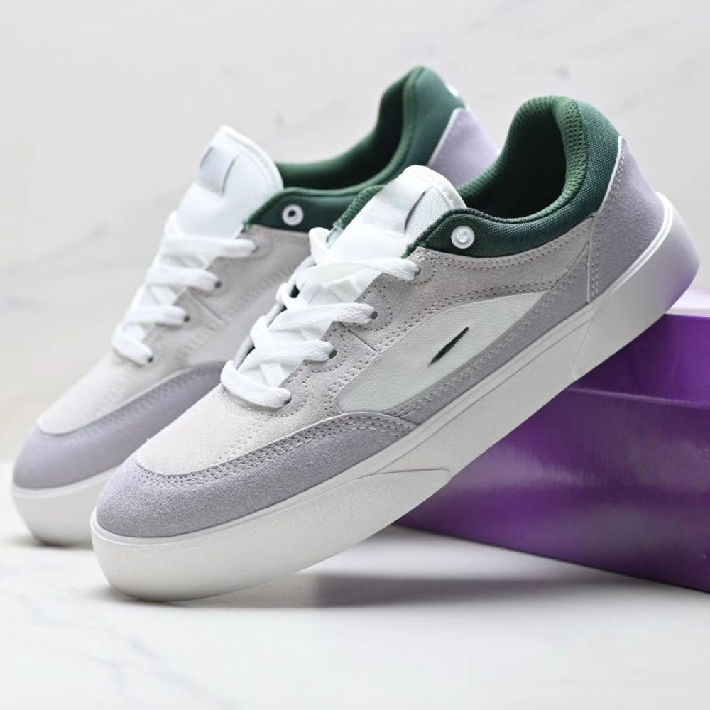 SBm With shoe box