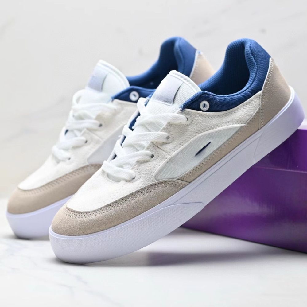 SBm With shoe box