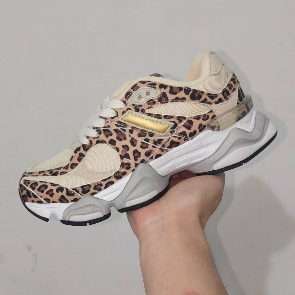 96 With shoe box