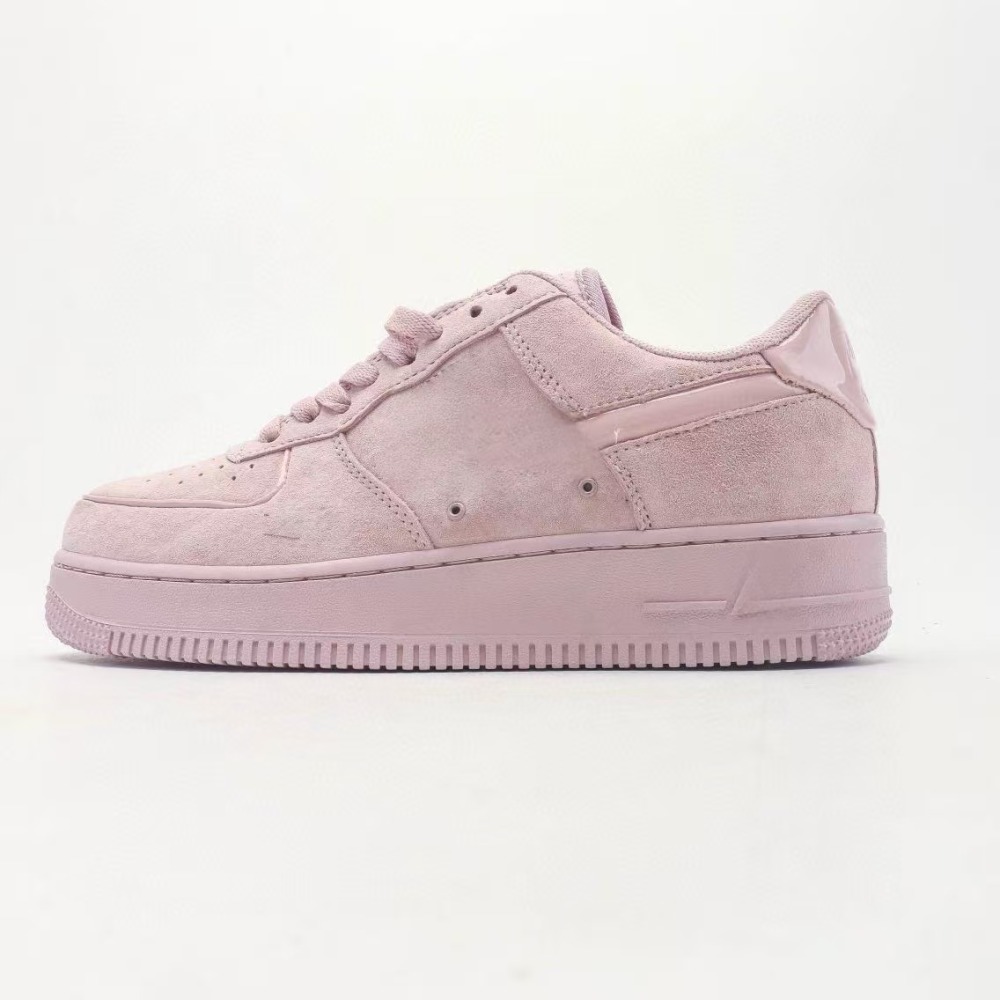af1 07  With shoe box