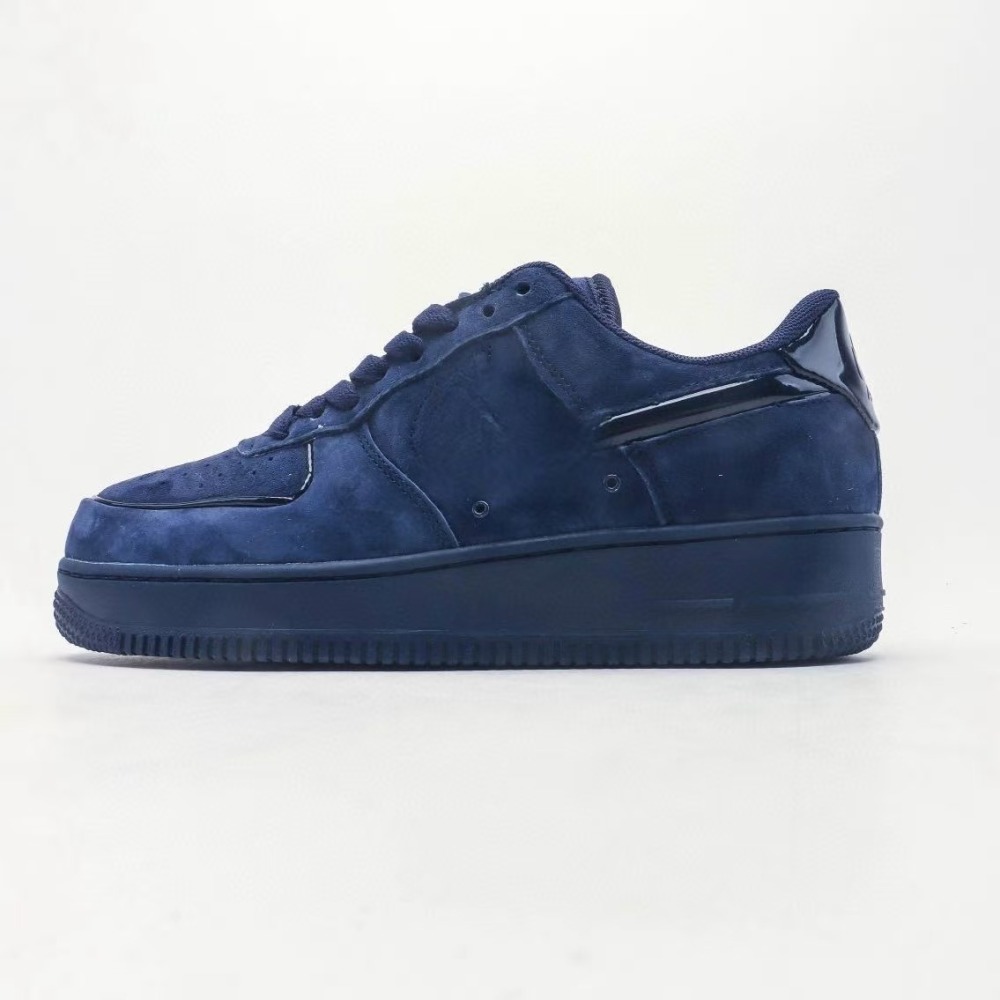 af1 07  With shoe box
