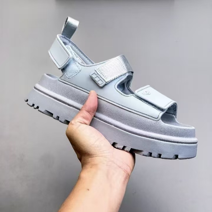 ug With shoe box