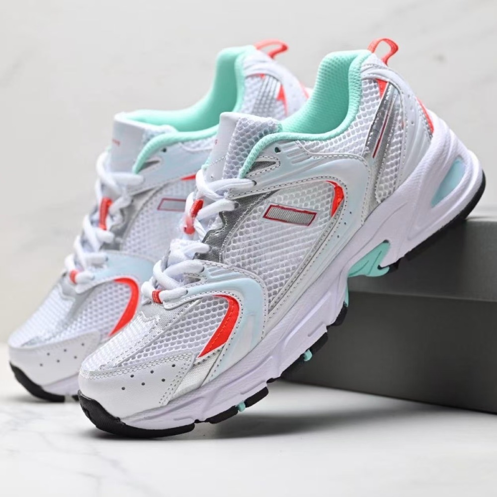530 With shoe box