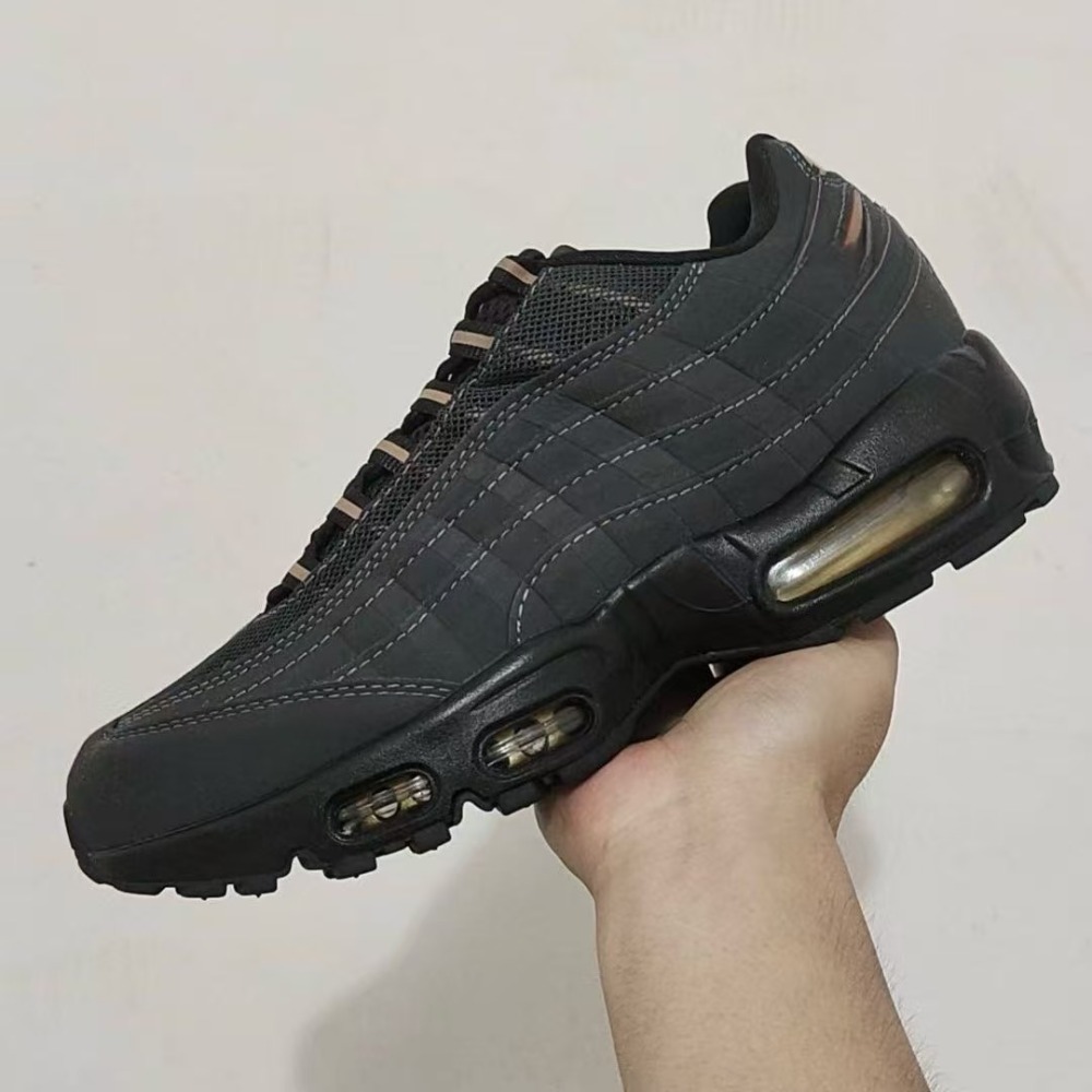 95 With shoe box
