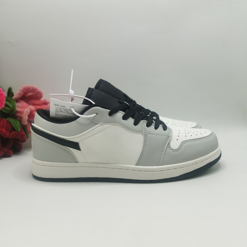 aj 1 With shoe box