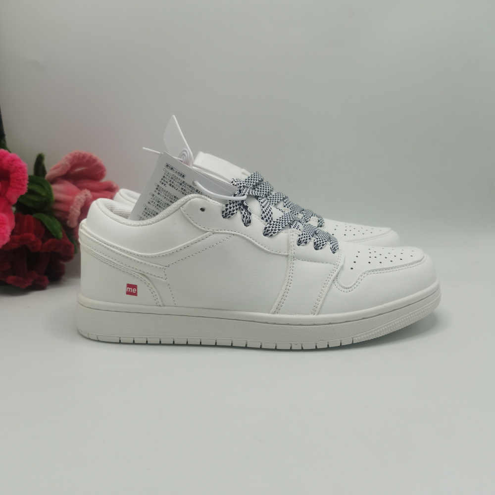 aj 1 With shoe box