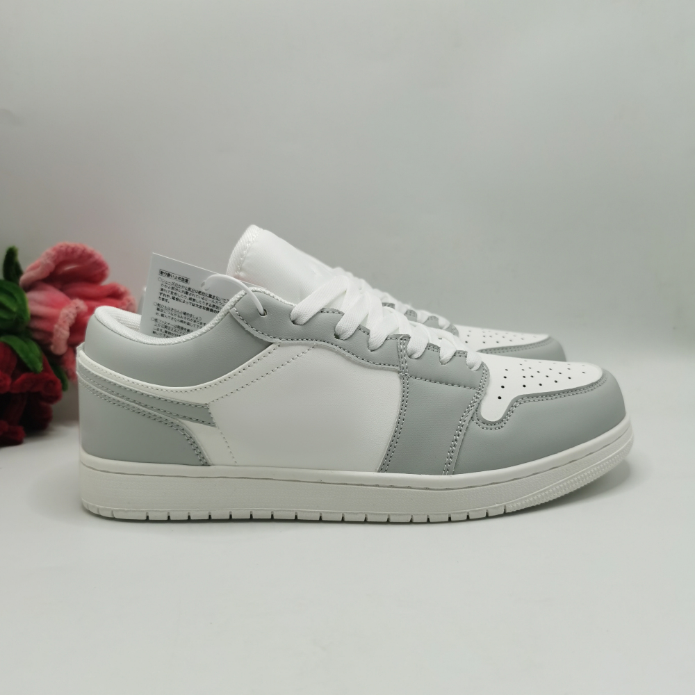 aj 1 With shoe box