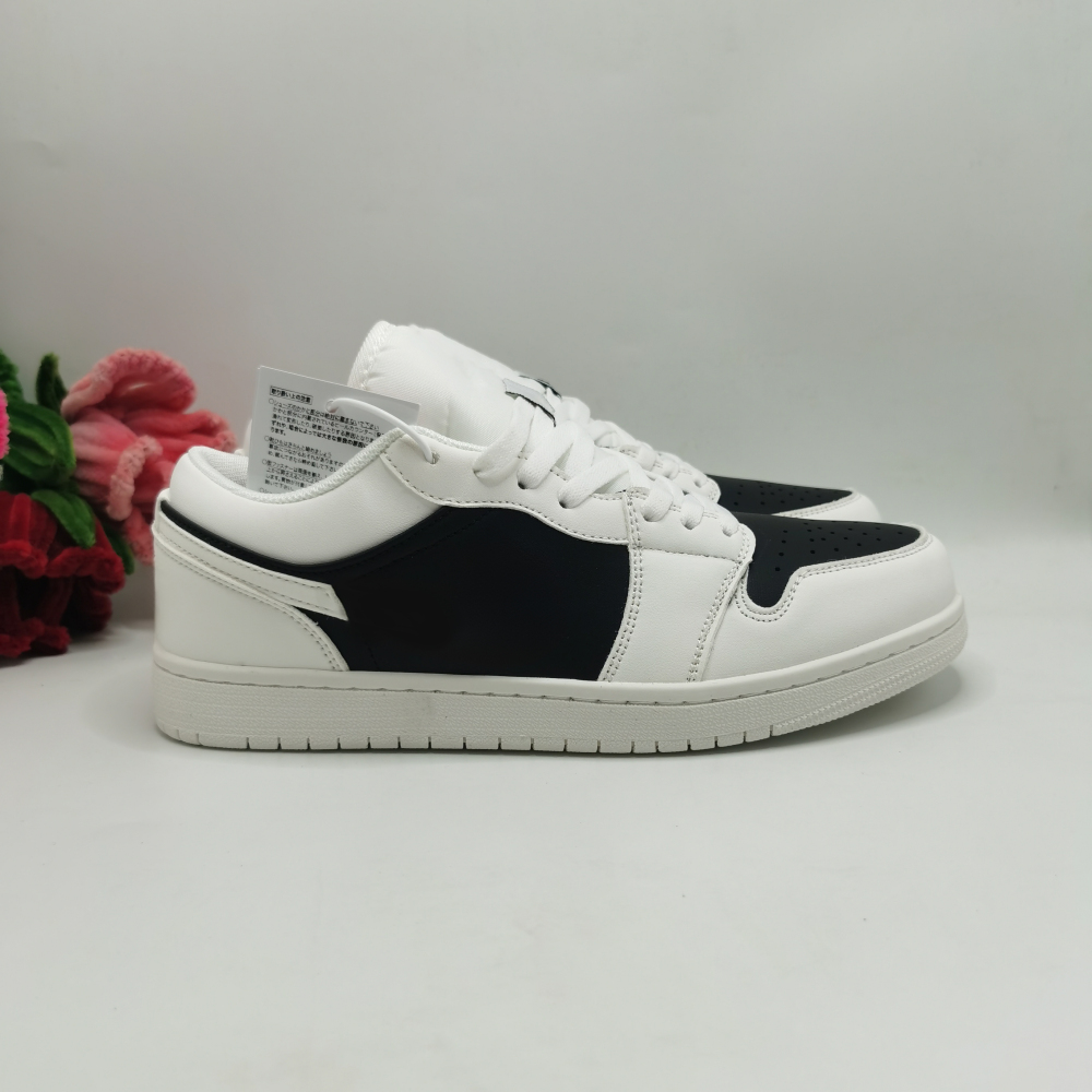 aj 1 With shoe box