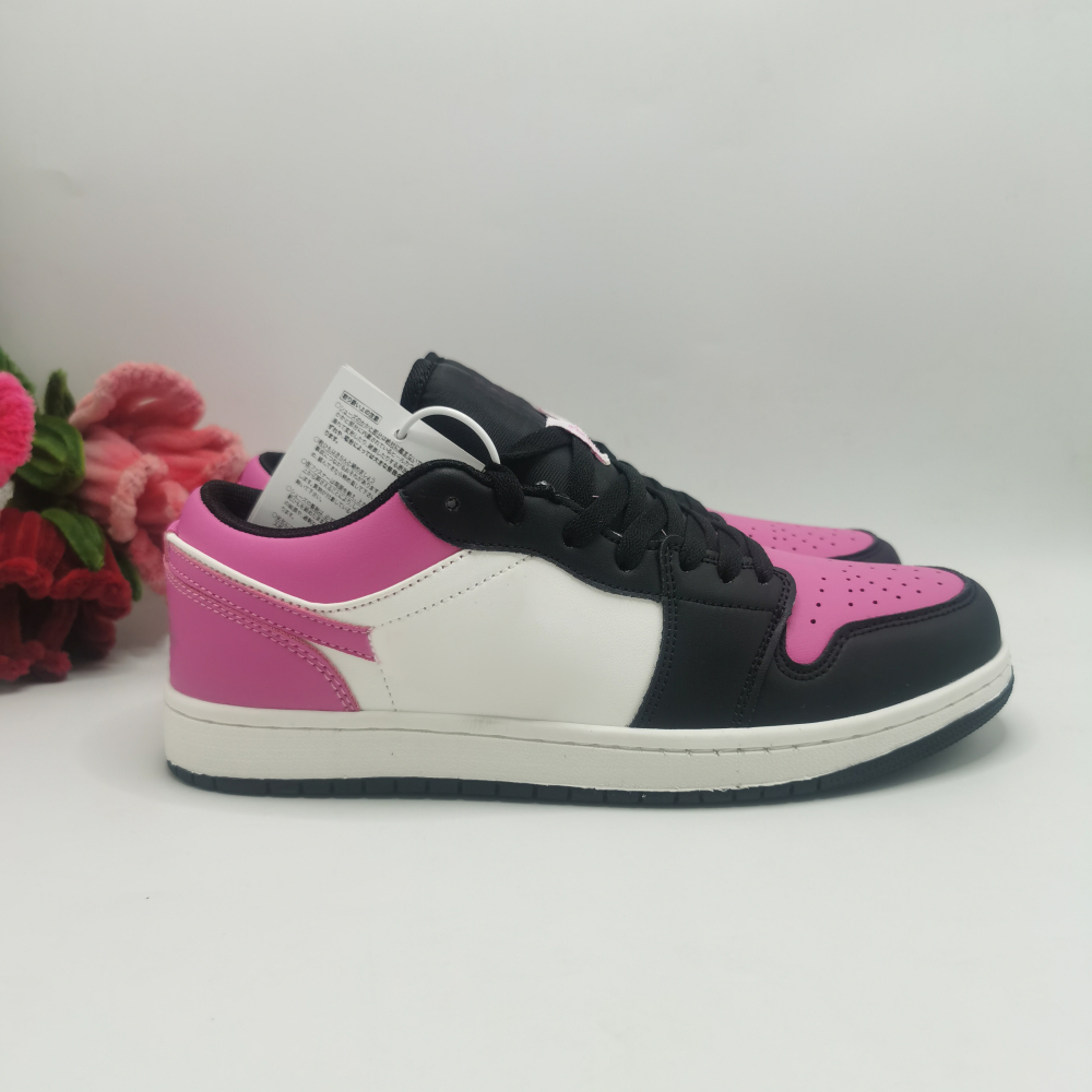 aj 1 With shoe box