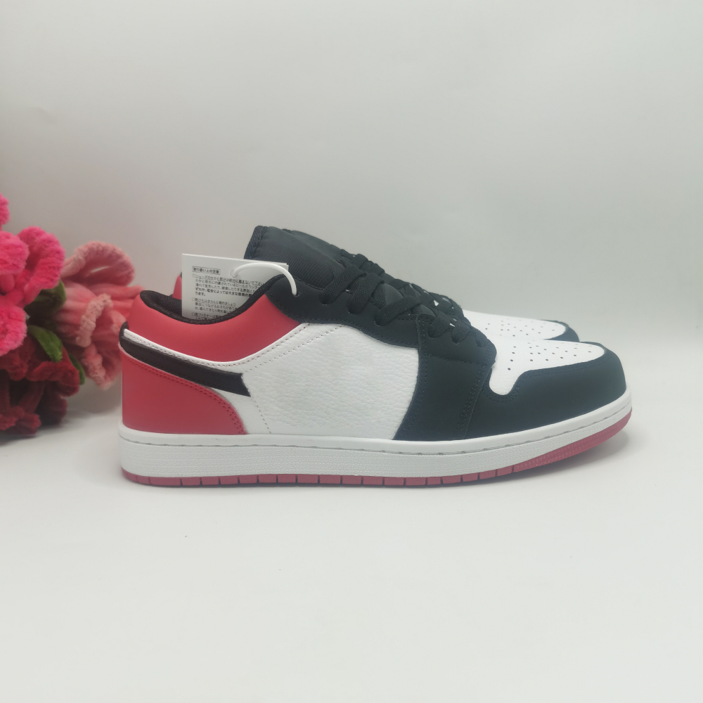 aj 1 With shoe box