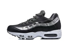 Max95-Black and White Silver Bar