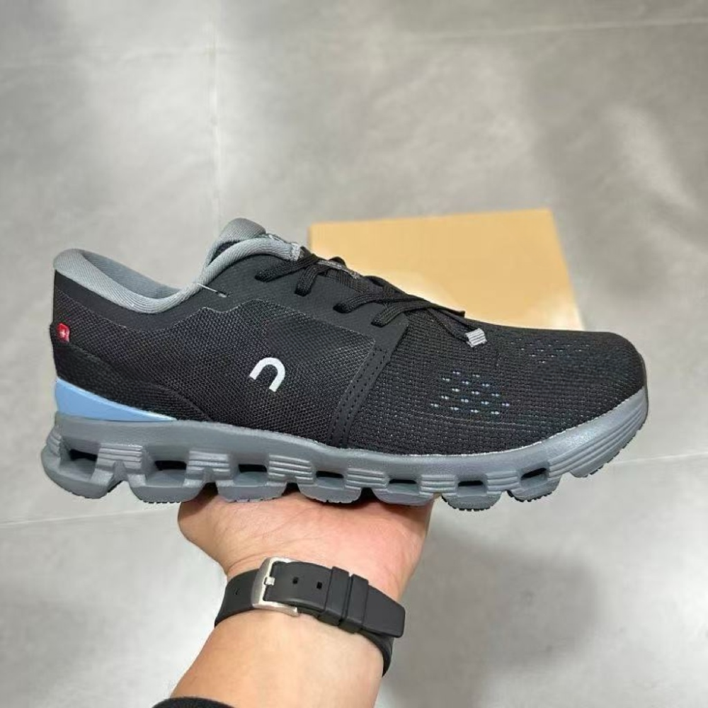 cloud x 4 With shoe box