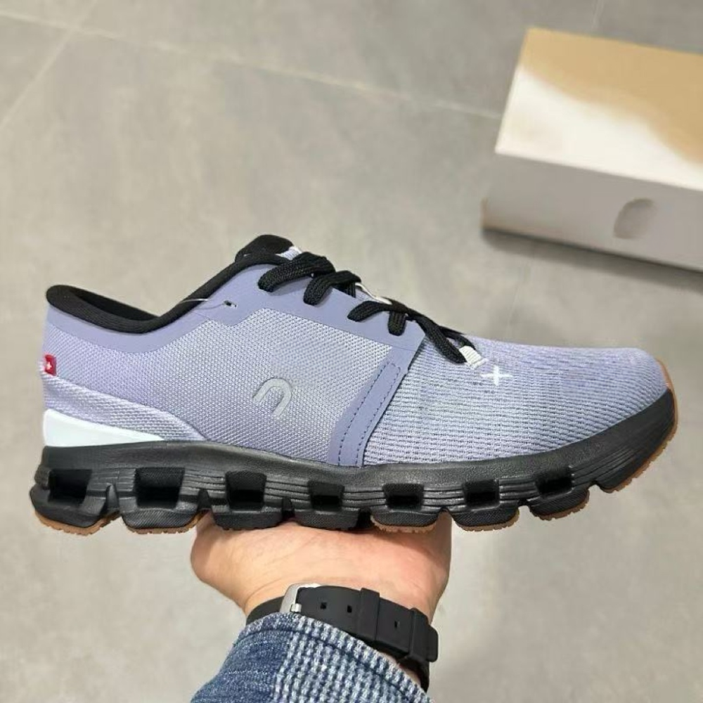 cloud x 4 With shoe box