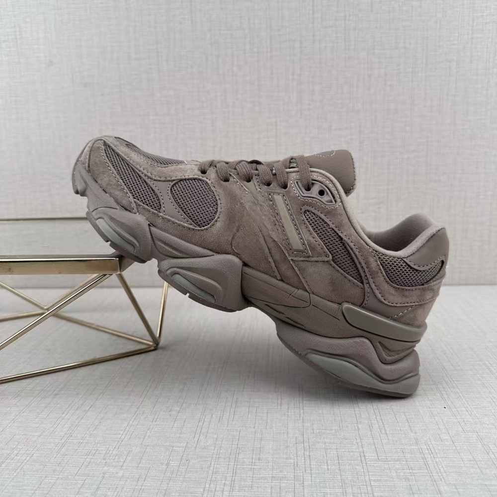 96 With shoe box
