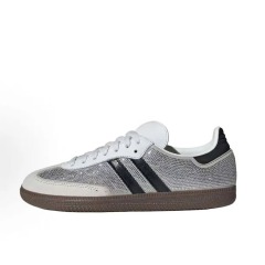Sam2- White and Black Diamond