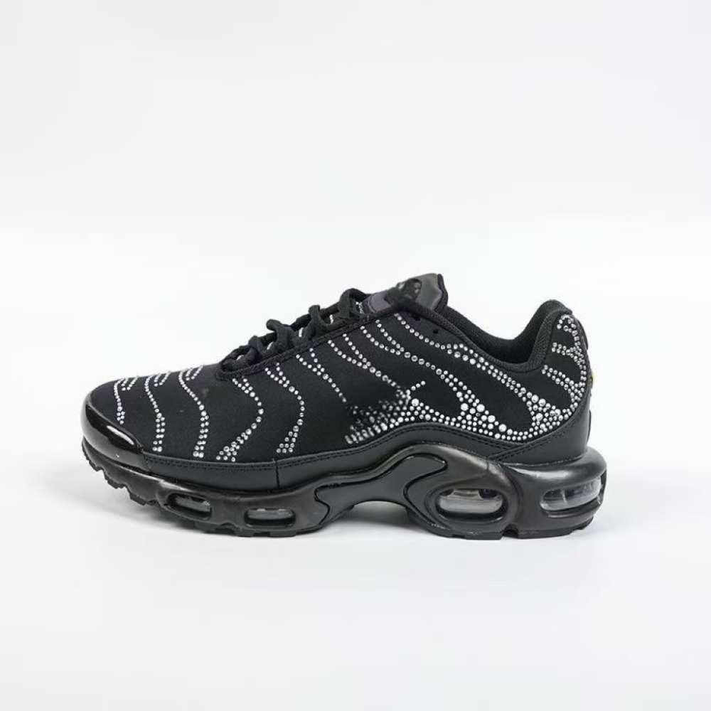 Air Max plus With shoe box