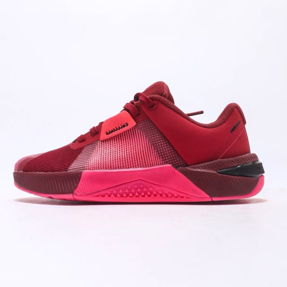 met10 With shoe box