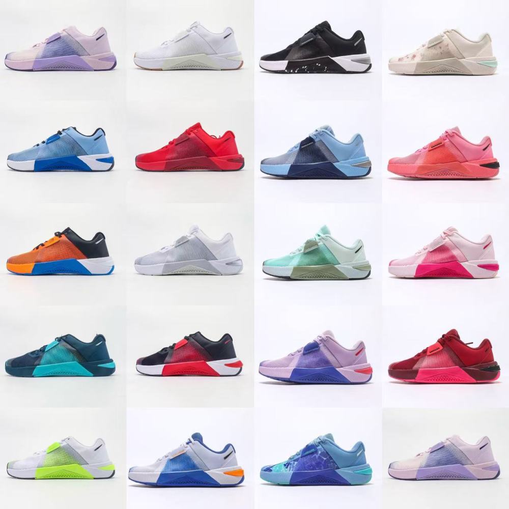 met10 With shoe box