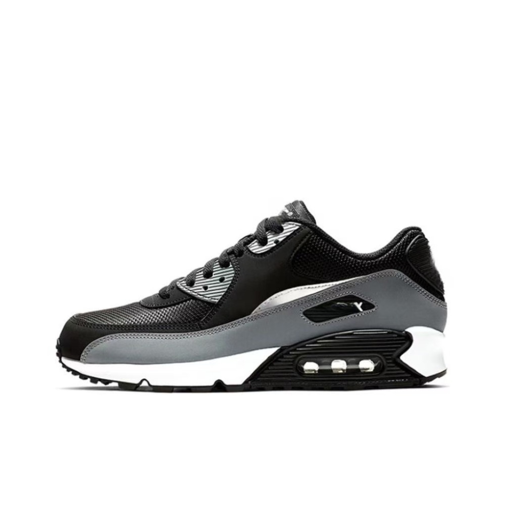 90 With shoe box