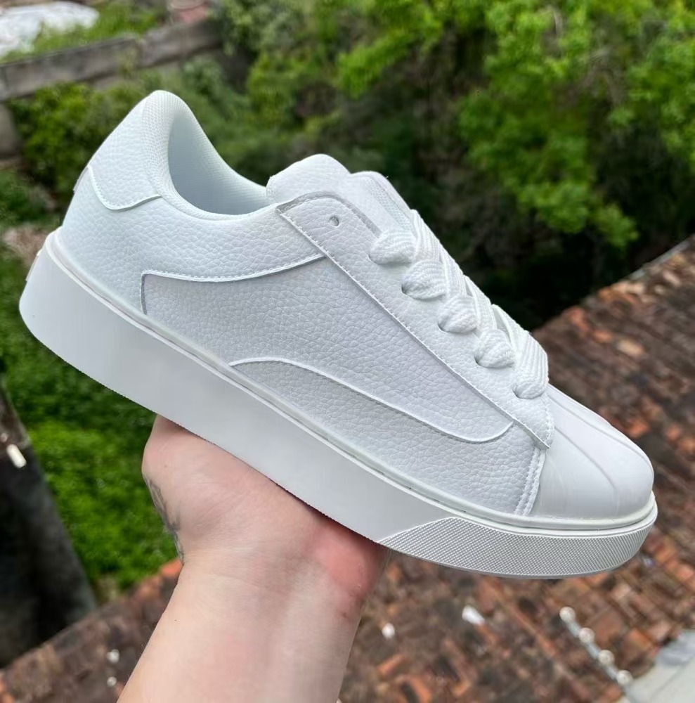 num2 With shoe box