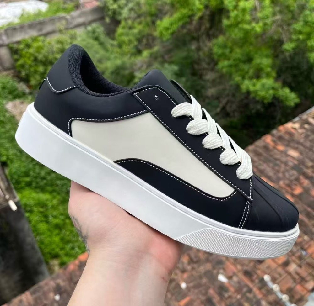 num2 With shoe box