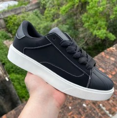 Num2-Black and White