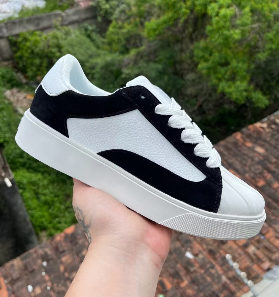num2 With shoe box