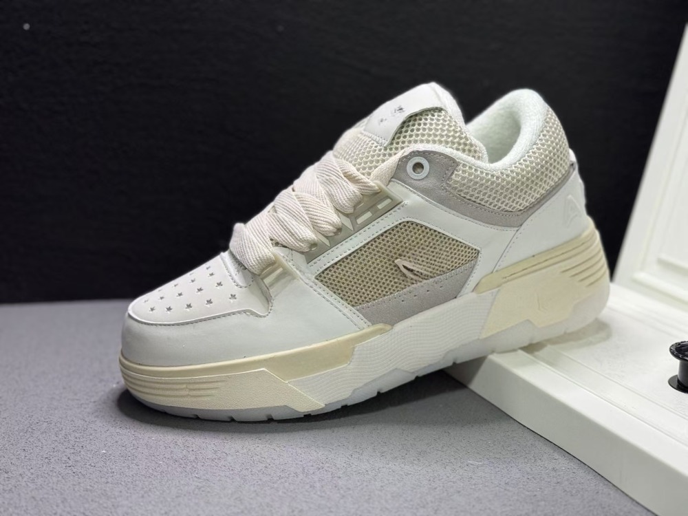 ma-1 With shoe box