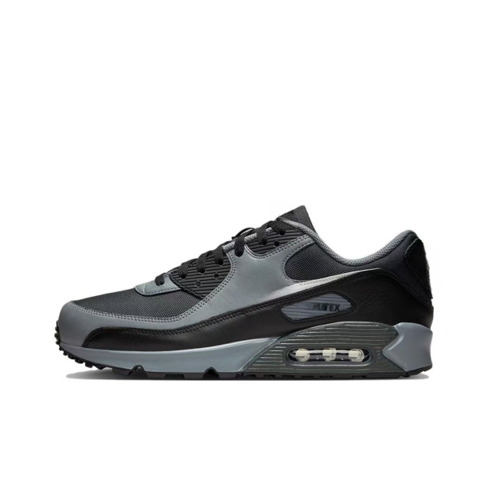 90 With shoe box