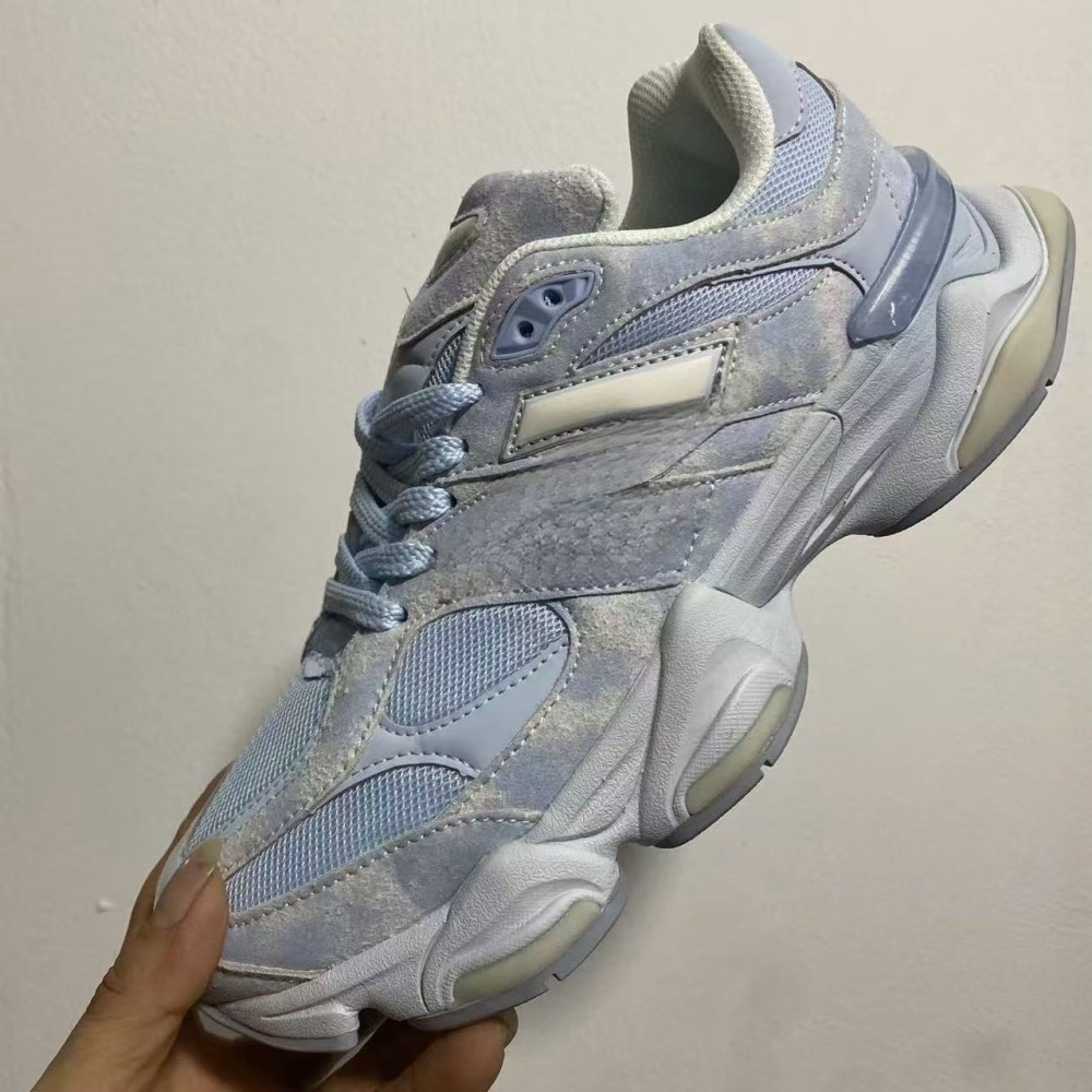 96 With shoe box