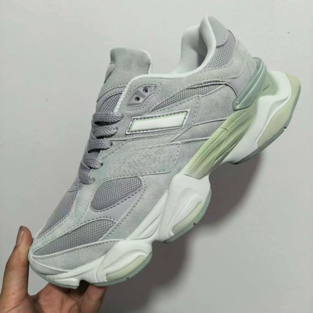 96 With shoe box