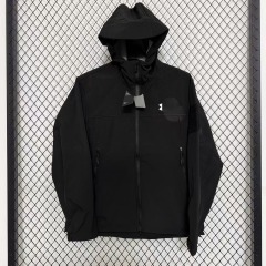 6782-Black